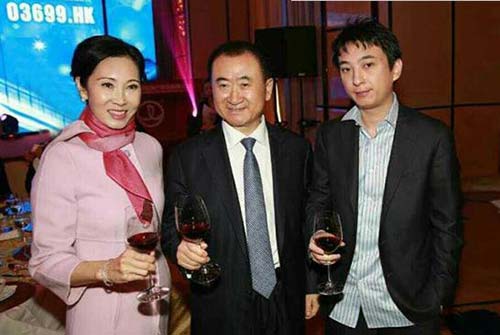 王健林家族首成华人首富 盖茨蝉联世界首富